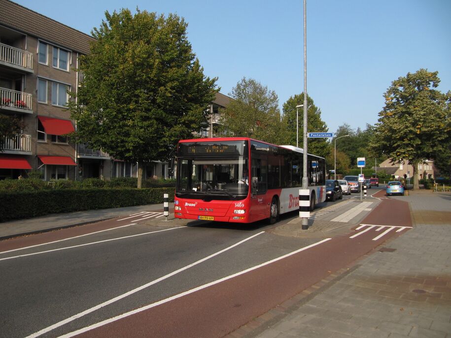 Lijn 14; bus 3469; Halte Huize Sele, Veldhoven