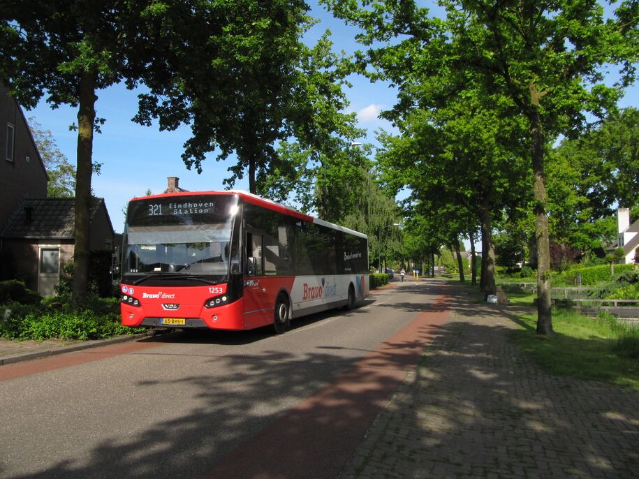 Lijn 321; bus 1253; Slenk, Gemert