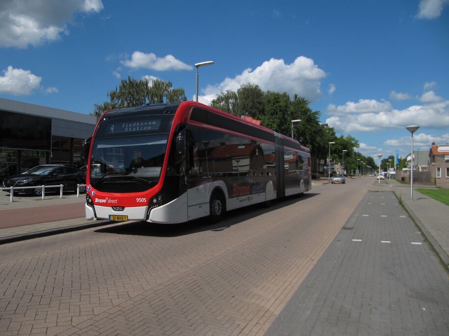Lijn 4; bus 9505; Muzenlaan, Eindhoven