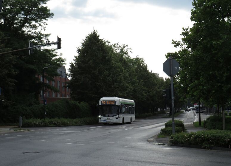 Bestand:Lijn 713 Hürth.jpg
