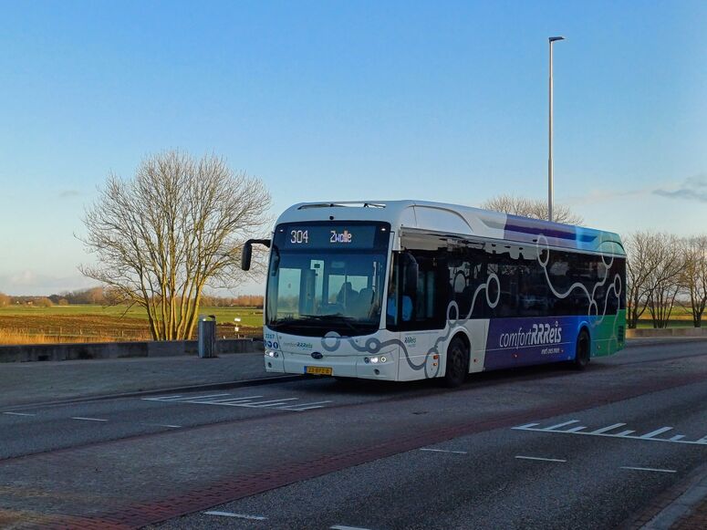 Bestand:Lijn 304 Hattem Schipperswal.jpg