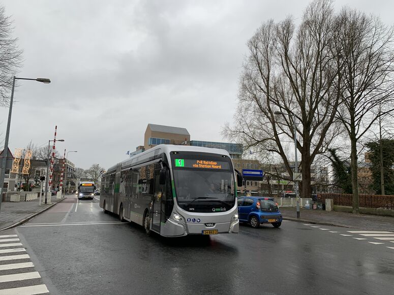 Bestand:StadsbusQbuzz3476.jpg
