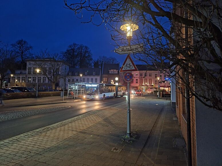 Bestand:Lijn 50 Kleve 3.jpg