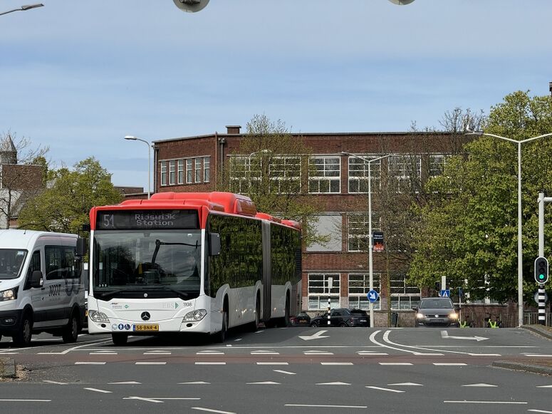 Bestand:StadsbusEBS11081.jpg
