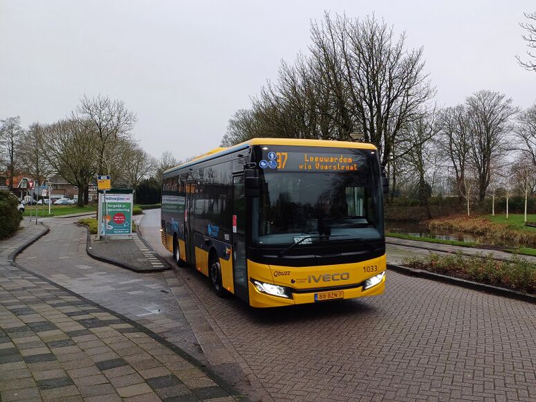 Bestand:Qbuzz 1033 Franeker.jpg