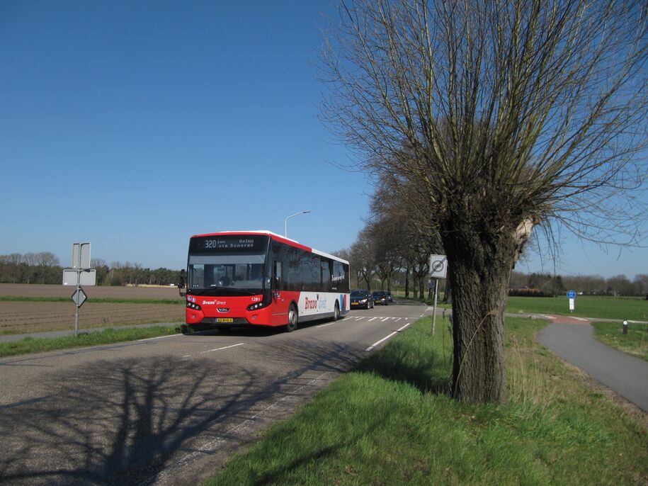 Lijn 320; bus 1281; Steemertseweg, Lierop