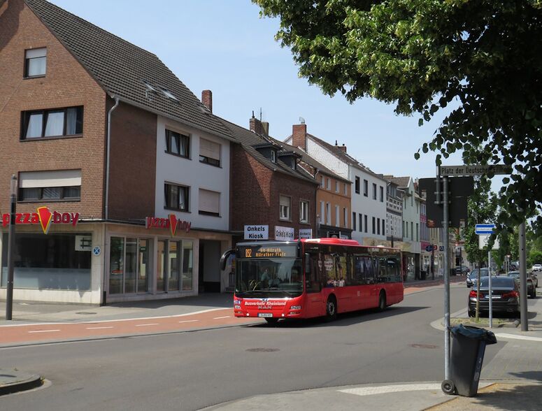 Bestand:Lijn 892 Grevenbroich.jpg