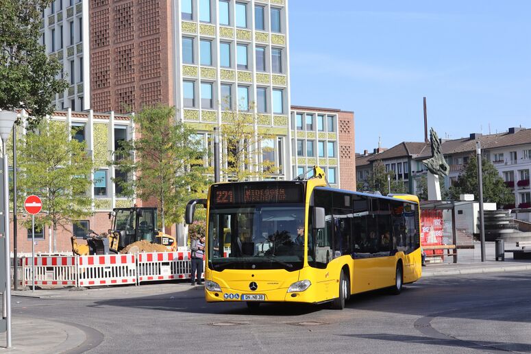 Bestand:Lijn221.jpg