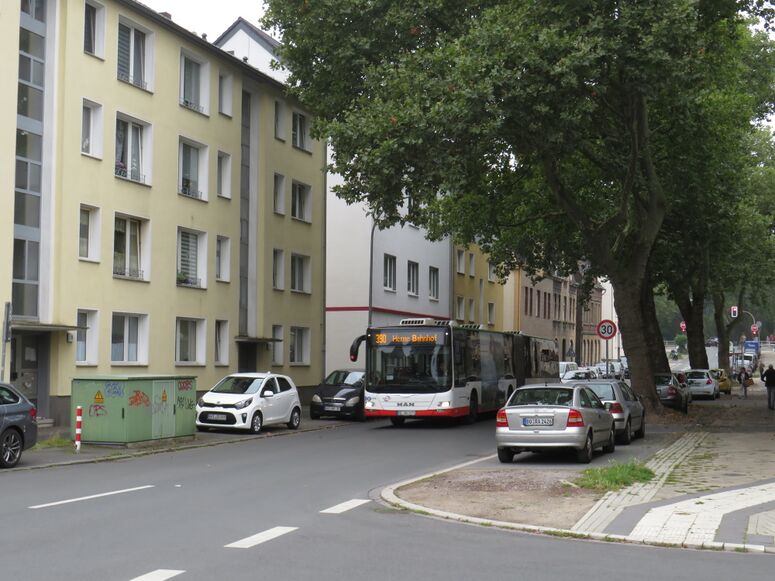 Bestand:Lijn 390 Bochum 2.jpg