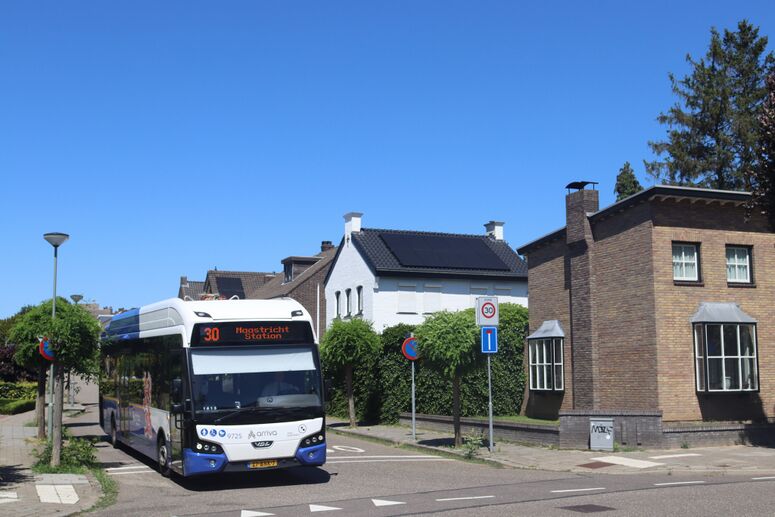 Bestand:9725-30.jpg