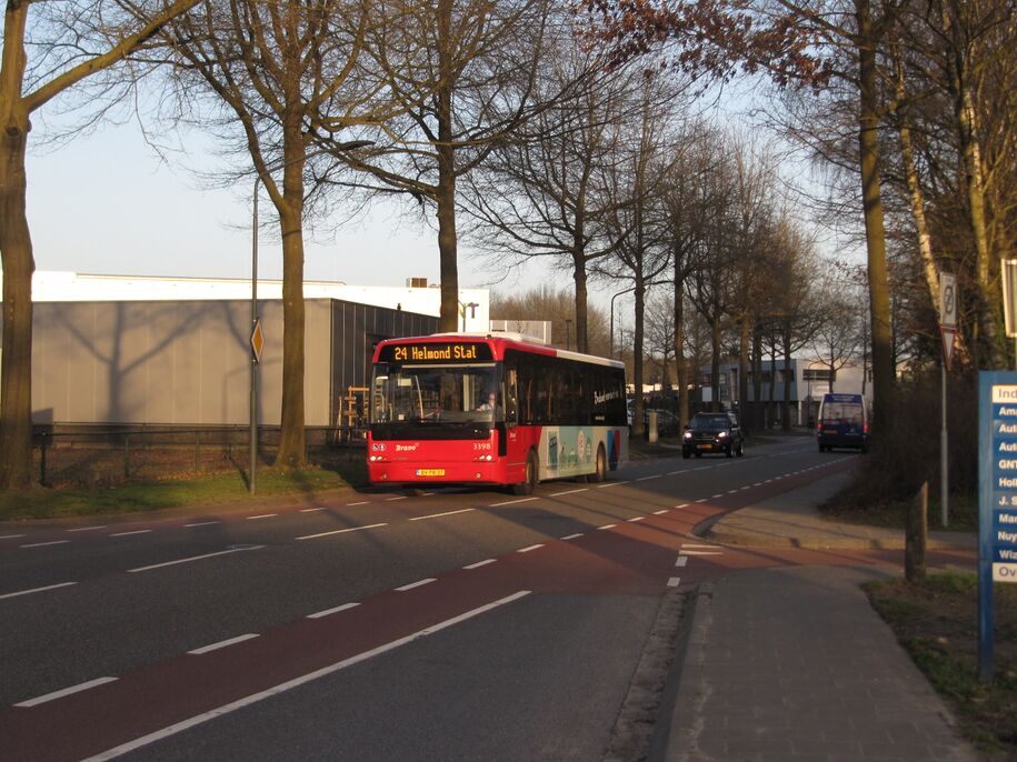 Lijn 24; bus 3398; Industrieweg, Mierlo