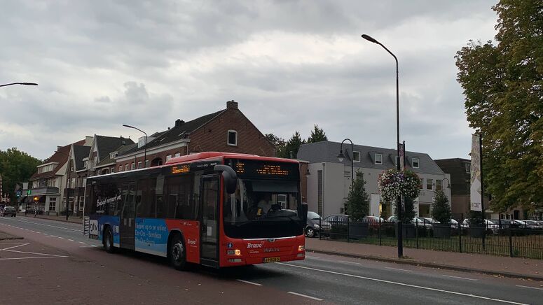 Bestand:StadsbusVanDriel340.jpg